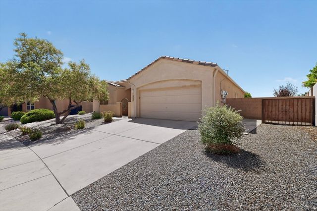 8700 Desert Rain Road NW, Albuquerque, NM 87120