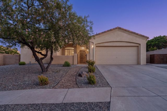 8700 Desert Rain Road NW, Albuquerque, NM 87120