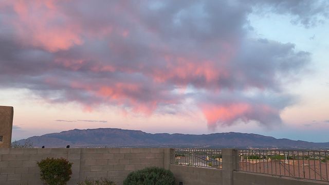 8700 Desert Rain Road NW, Albuquerque, NM 87120
