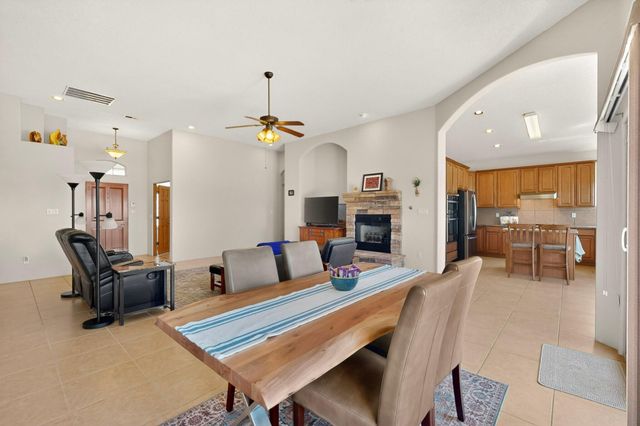 8700 Desert Rain Road NW, Albuquerque, NM 87120