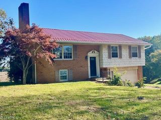 275 Meadowbrook Lane, Millers Creek, NC 28651