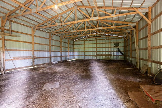 W4844 State Road 33, La Crosse, WI 54601