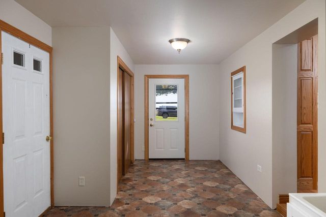 W4844 State Road 33, La Crosse, WI 54601