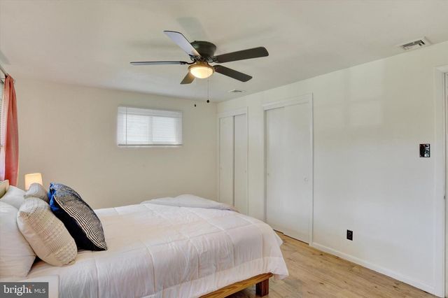 15 CENTER DR, Camp Hill, PA 17011