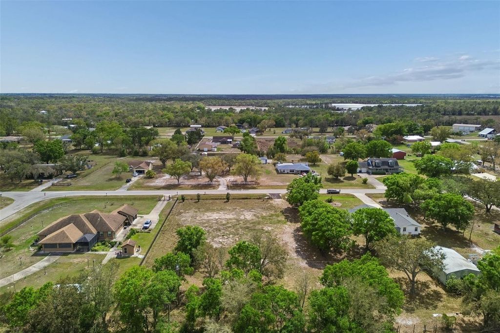Image 11 of property listing at 22125 26TH AVENUE E, Bradenton, FL 34211
