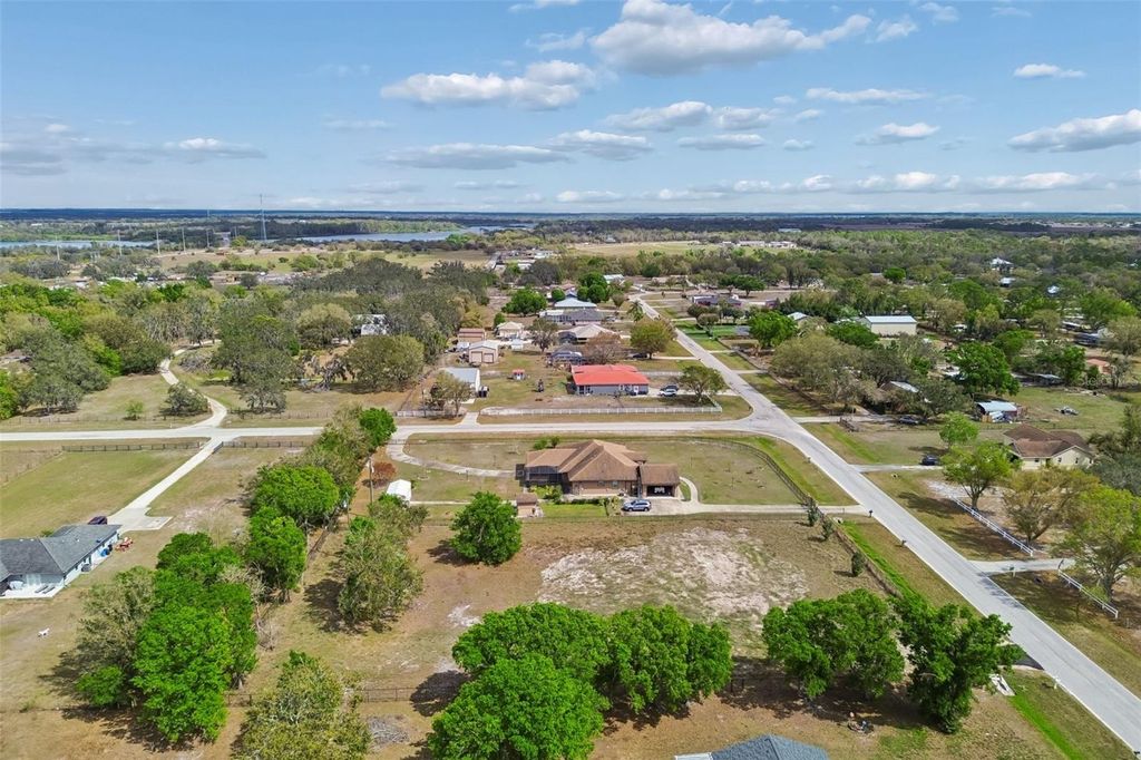 Image 13 of property listing at 22125 26TH AVENUE E, Bradenton, FL 34211