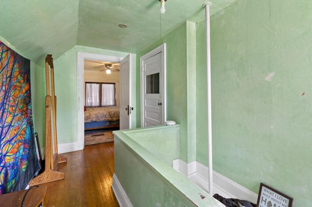 1036 Geranium Avenue E, Saint Paul, MN 55106