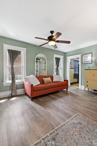 1036 Geranium Avenue E, Saint Paul, MN 55106