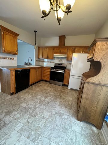 8171 Chickadee Court, Tittabawassee Township, MI 48103