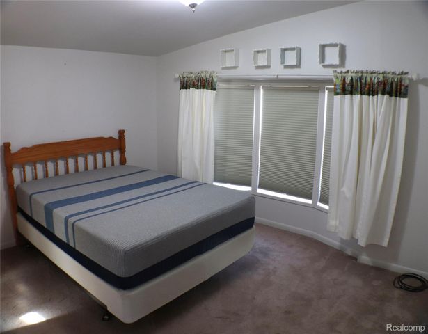 8171 Chickadee Court, Tittabawassee Township, MI 48103