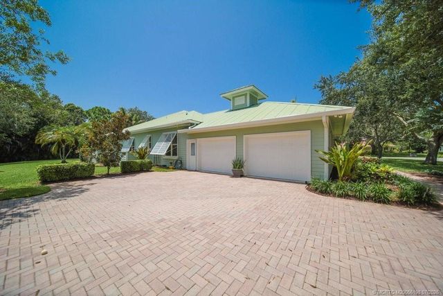 98 SW Cassine Court, Palm City, FL 34990