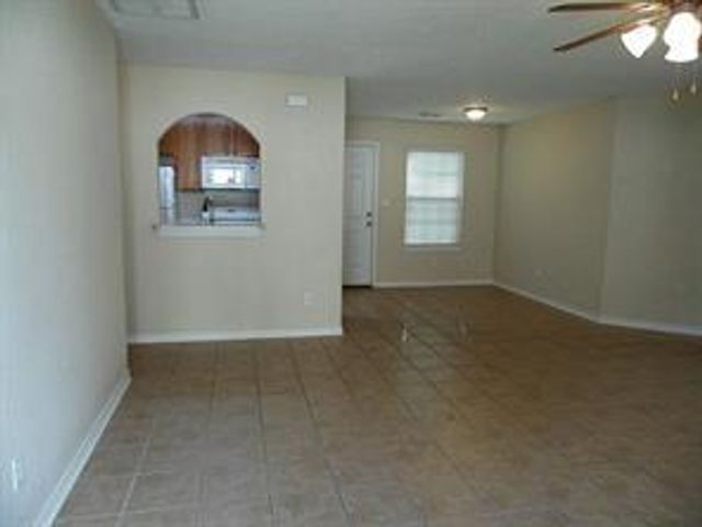 204 W Worsham Street 1, Willis, TX 77378