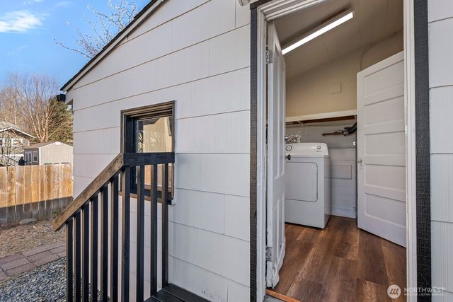 8164 Falls Avenue SE, Snoqualmie, WA 98065