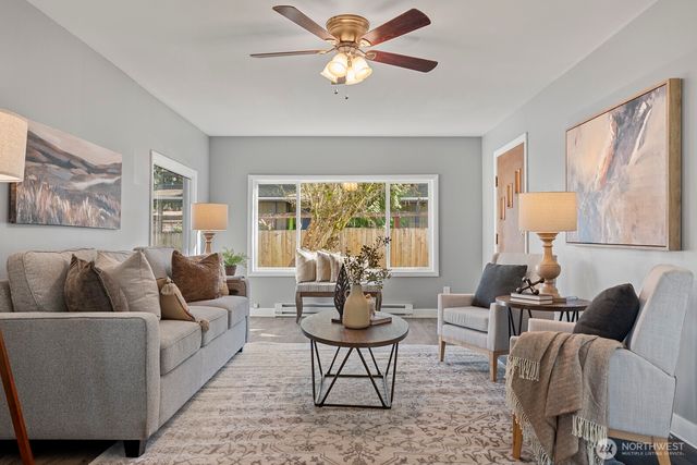 8164 Falls Avenue SE, Snoqualmie, WA 98065