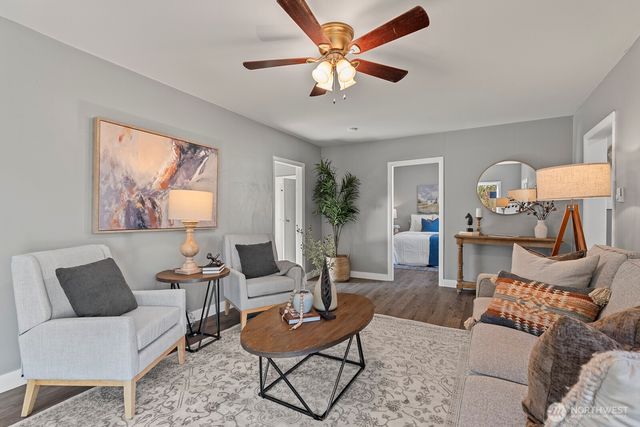 8164 Falls Avenue SE, Snoqualmie, WA 98065