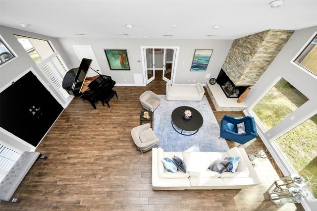 525 Rancho Bauer Drive, Houston, TX 77079