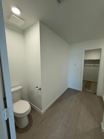 25604 Rose Creek Drive, Cleveland, TX 77328