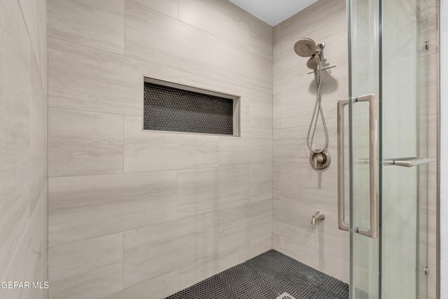 6289 COSECHA LUNA Circle, El Paso, TX 79932