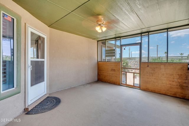 6289 COSECHA LUNA Circle, El Paso, TX 79932