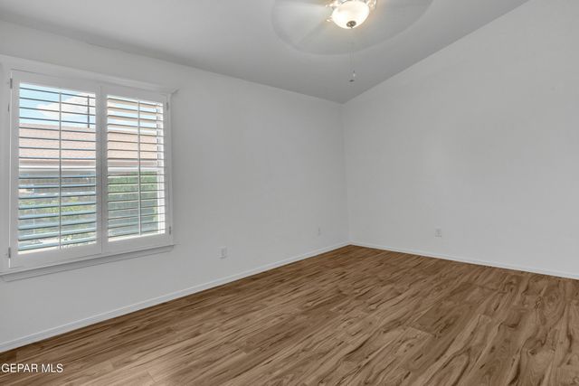 6289 COSECHA LUNA Circle, El Paso, TX 79932