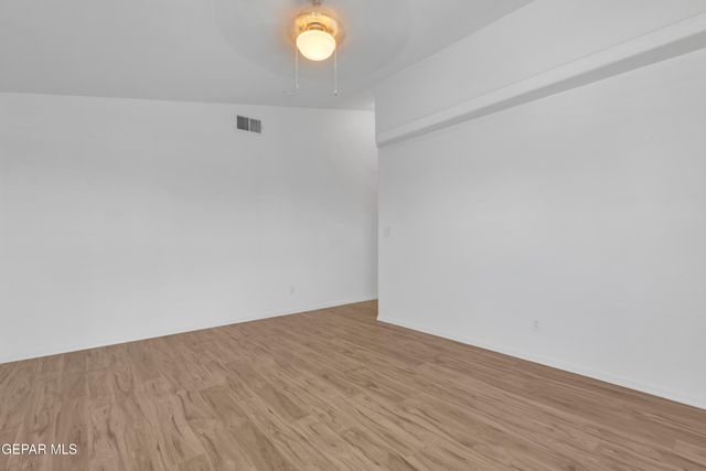 6289 COSECHA LUNA Circle, El Paso, TX 79932