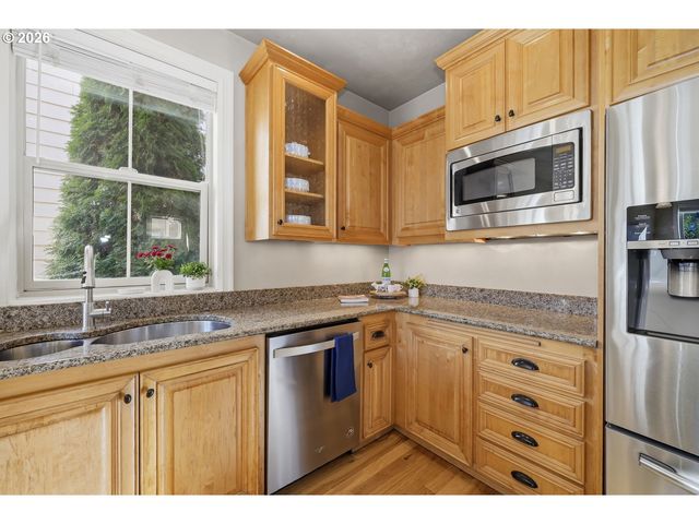 4033 SCOTTDALE St, Eugene, OR 97404