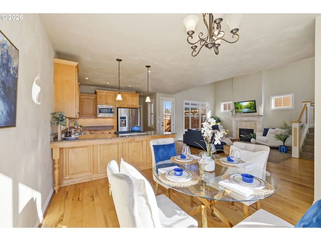 4033 SCOTTDALE St, Eugene, OR 97404