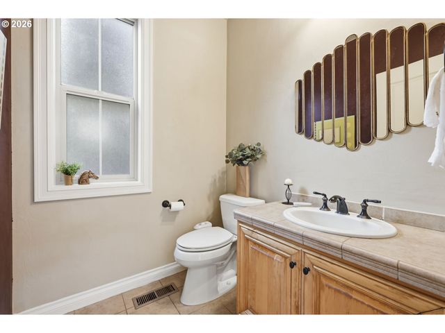 4033 SCOTTDALE St, Eugene, OR 97404