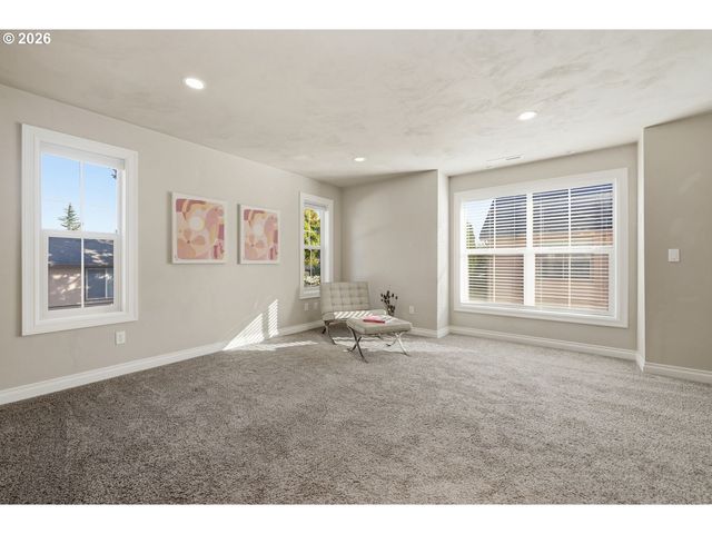 4033 SCOTTDALE St, Eugene, OR 97404