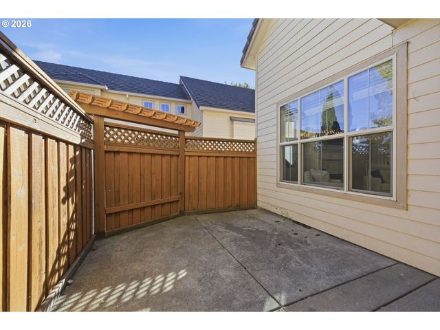 4033 SCOTTDALE St, Eugene, OR 97404