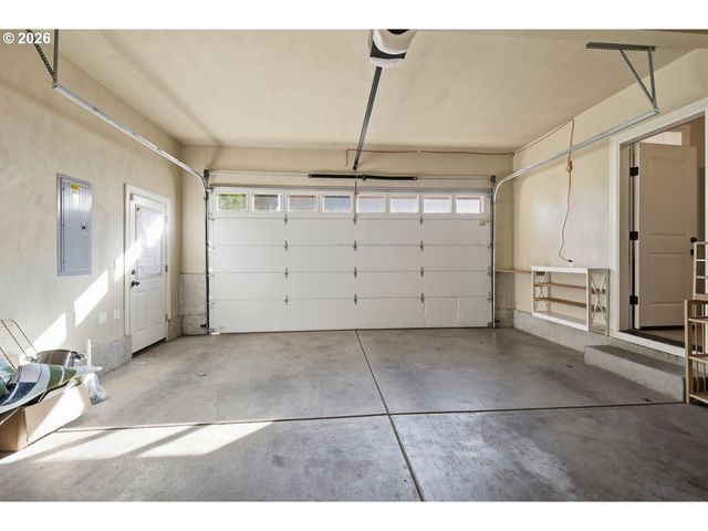 4033 SCOTTDALE St, Eugene, OR 97404