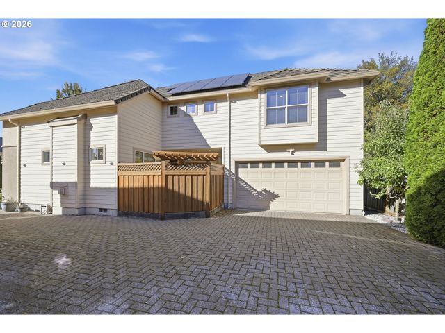 4033 SCOTTDALE St, Eugene, OR 97404