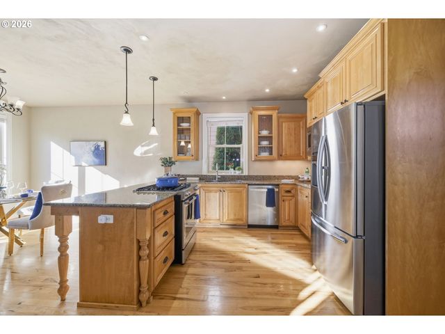 4033 SCOTTDALE St, Eugene, OR 97404