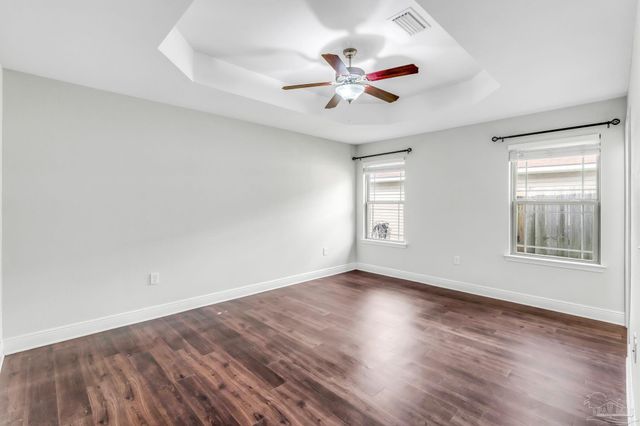 453 Evening Falls Dr, Pensacola, FL 32534