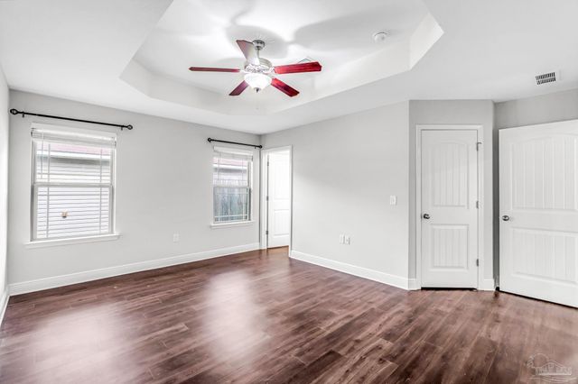 453 Evening Falls Dr, Pensacola, FL 32534