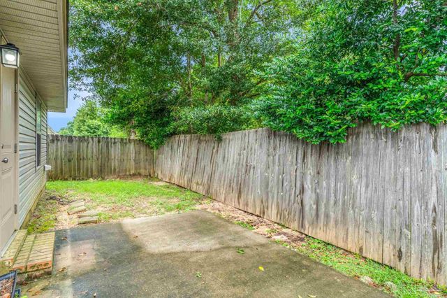 453 Evening Falls Dr, Pensacola, FL 32534