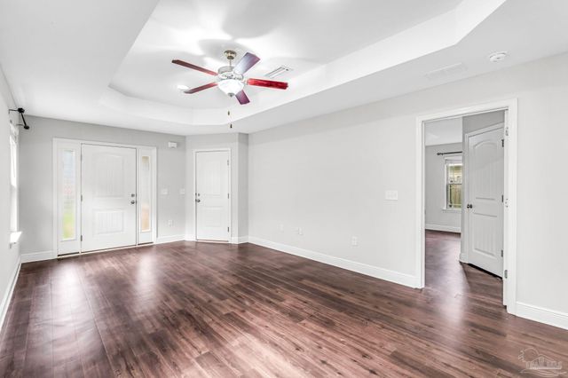 453 Evening Falls Dr, Pensacola, FL 32534