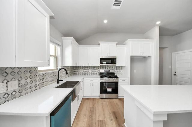 3434 Windmill Palm Drive, Manvel, TX 77578