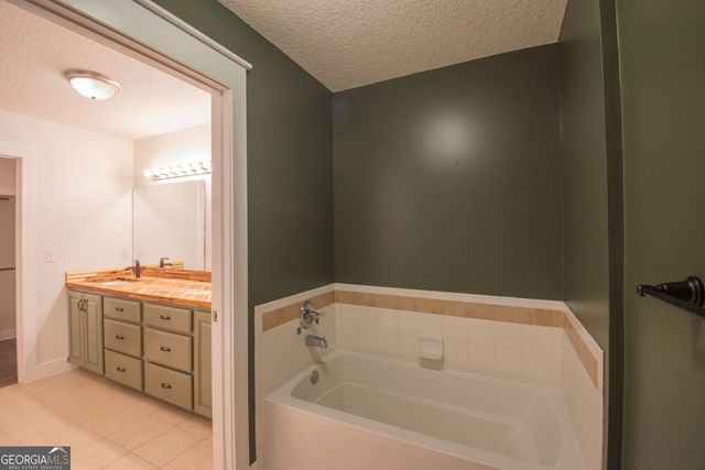 989 Ralph Davis Road, Folkston, GA 31537