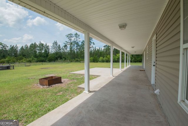 989 Ralph Davis Road, Folkston, GA 31537