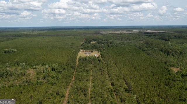 989 Ralph Davis Road, Folkston, GA 31537