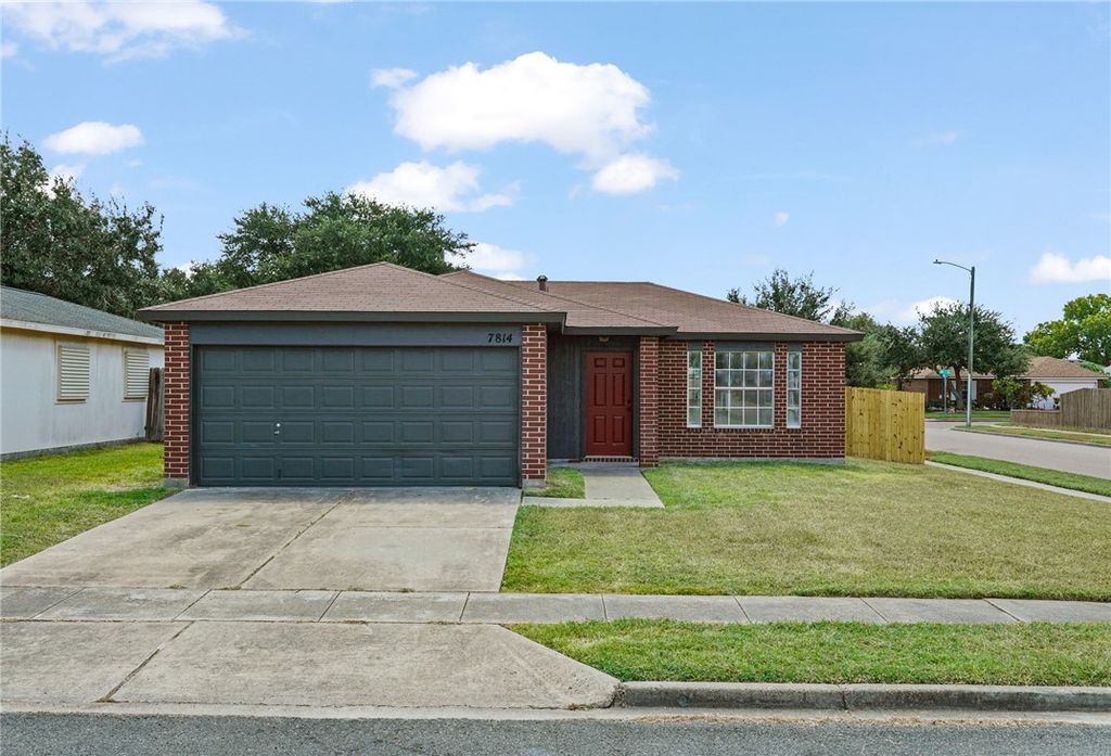 7814 Falcon Dr, Corpus Christi, TX 78414