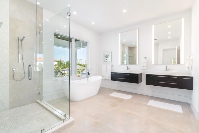 1180 Bimini Lane, Singer Island, FL 33404