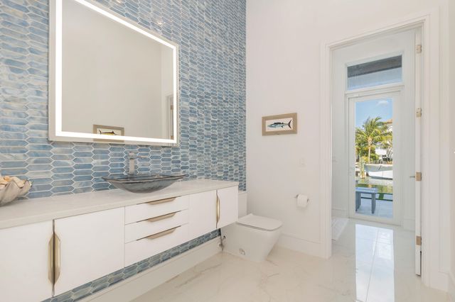 1180 Bimini Lane, Singer Island, FL 33404