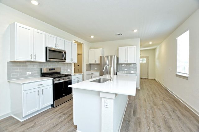204 Merrick RD, Georgetown, TX 78628