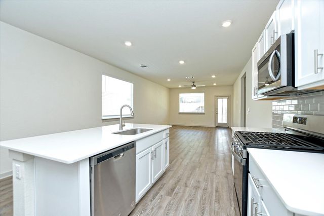 204 Merrick RD, Georgetown, TX 78628