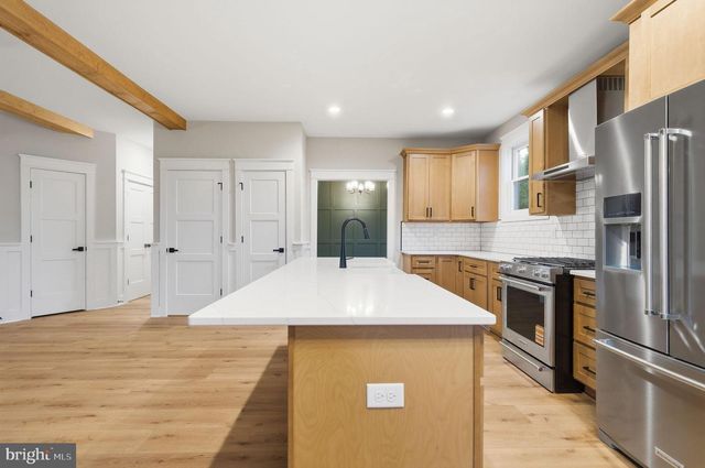 1023 PUTNAM ST, Harpers Ferry, WV 25425