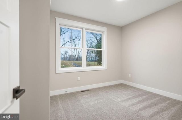 1023 PUTNAM ST, Harpers Ferry, WV 25425