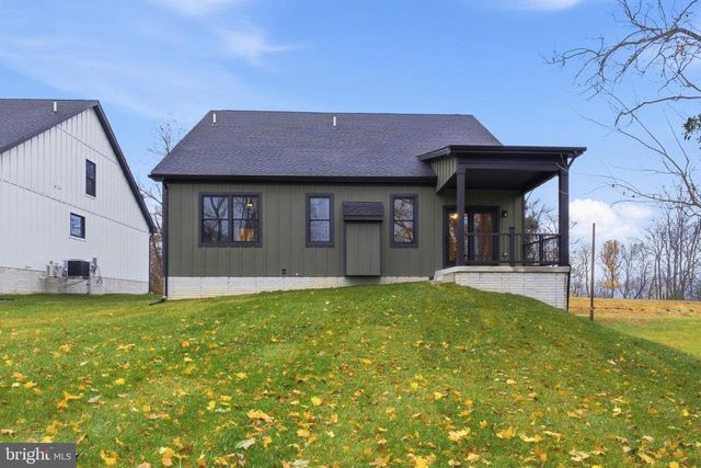 1023 PUTNAM ST, Harpers Ferry, WV 25425