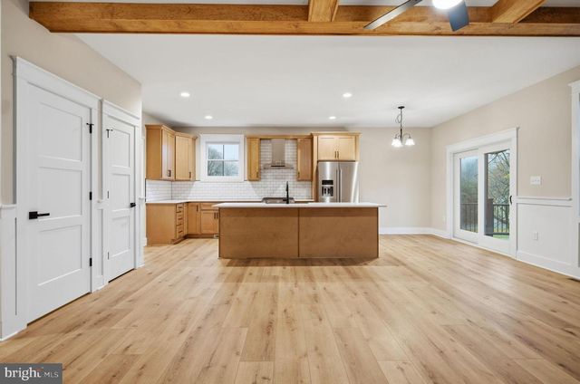 1023 PUTNAM ST, Harpers Ferry, WV 25425